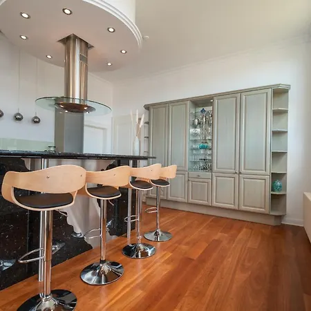 Villa Doctores Whg 03 Beletage - Komfort Auf 180 Qm * هيرينجسدورف